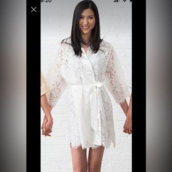 White Lace Bridal Robe - Picture 4 of 6